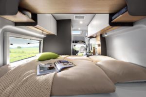 LMC Innovan 590 bus camper