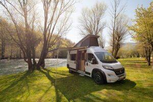 Sun Living V 60 SP TentTop buscamper voor vier personen