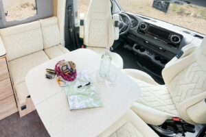 Eura Mobil Xtura halfintegraal offroad camper m